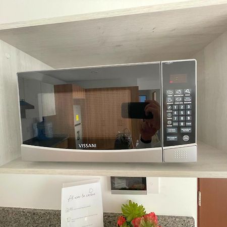 Depa Familiar Centrico Gdl Con Estacionamiento Apartment กัวดาลาฮารา ภายนอก รูปภาพ