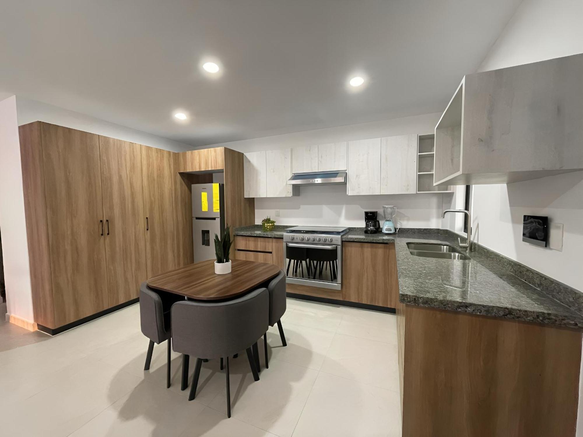 Depa Familiar Centrico Gdl Con Estacionamiento Apartment กัวดาลาฮารา ภายนอก รูปภาพ