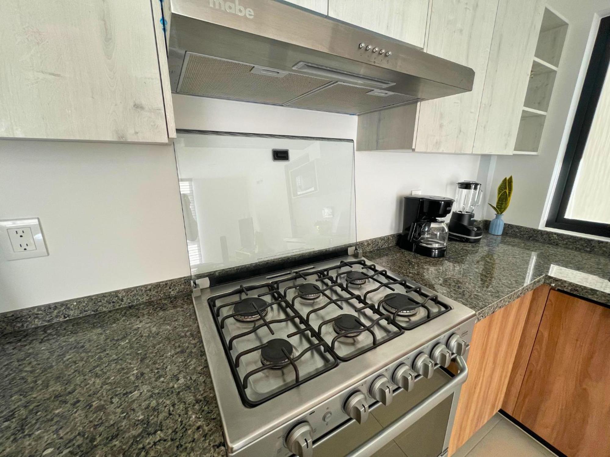Depa Familiar Centrico Gdl Con Estacionamiento Apartment กัวดาลาฮารา ภายนอก รูปภาพ
